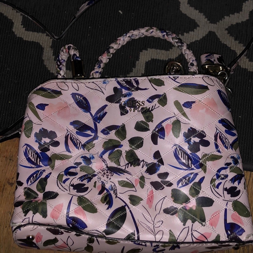 Guess bag